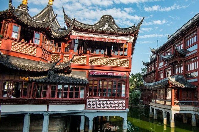Shanghai Half Day Bus Tour: Yu Garden, Bund, Nanjing Road, Confucius Temple - Authentic Details: What Makes This Tour Stand Out