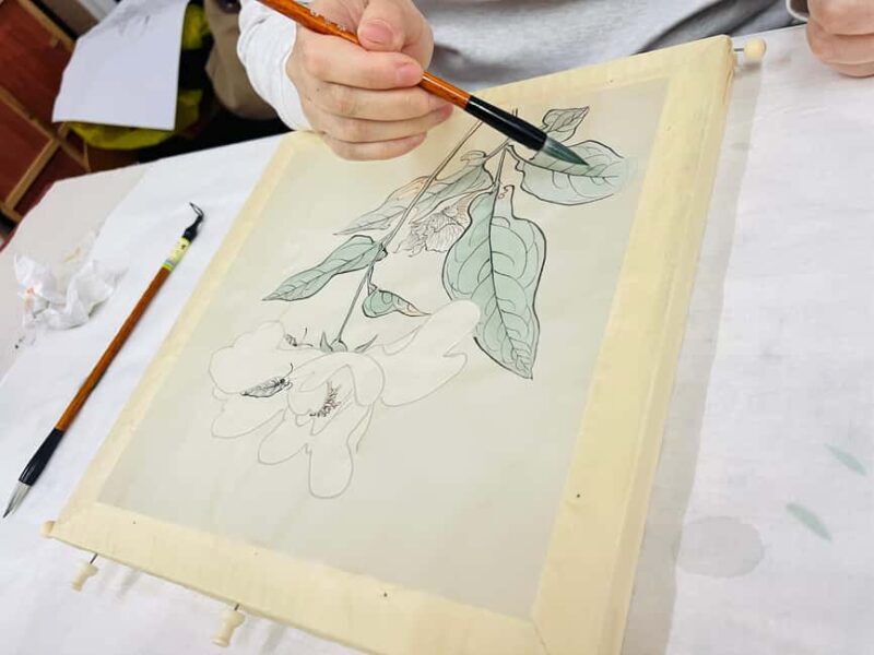 Shanghai: Hands-On Traditional Chinese Painting Workshop - Discovering the Experience
