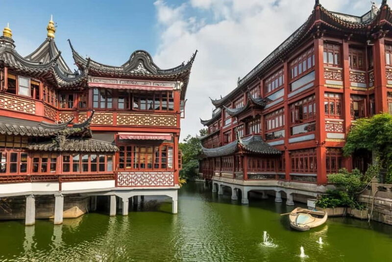 Shanghai: Jing'an Temple, Yu Garden, and Bazaar Private Tour - Key Points