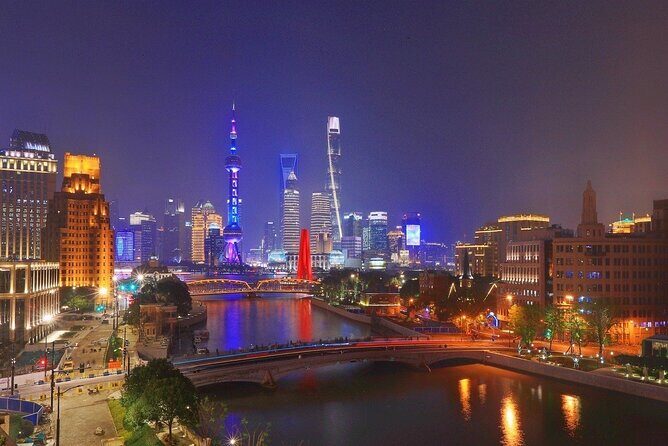 Shanghai Night River Cruise and Light Tour with Yuyuan Bazaar - What Sets This Tour Apart?