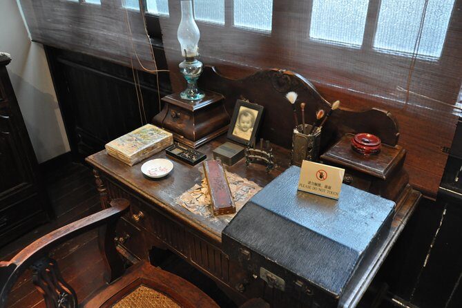 Shanghai Private Tour with Zhujiajiao Town and The Night Bund + Sichuan Cuisine - Frequently Asked Questions