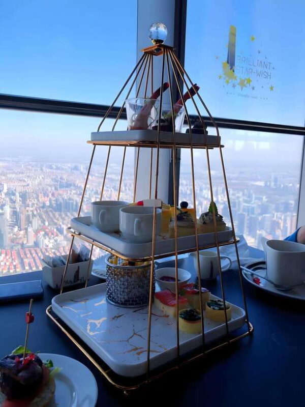 Shanghai Tower: Observation Deck Skip-the-Line Ticket & Meal - Key Points