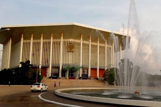 Shangri-La Colombo City Tour. - A Deep Dive into the Colombo City Tour