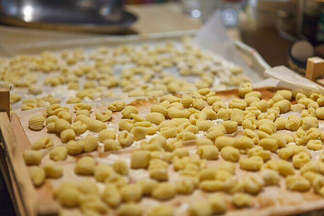 share a traditional meal with licauw - The Sum Up