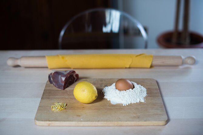 Share Your Pasta Love in a Locals Home in Venice - Practical Details and Tips