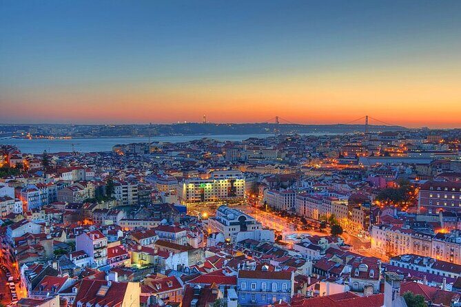 Shared Arrival Transfer: From Lisbon Airport to Hotels - Who should opt for this transfer?