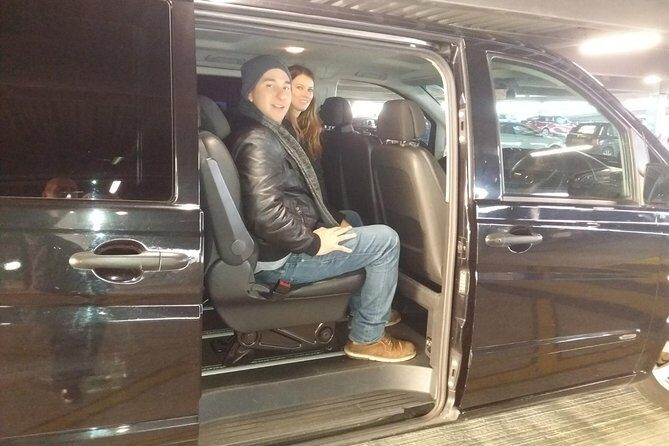 Shared Arrival Transfer London Airport to Hotel Accommodation - A Detailed Look at the Shared Arrival Transfer in London
