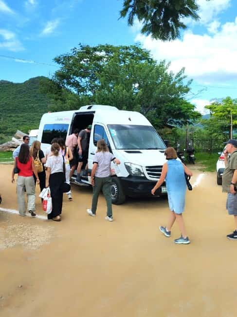 Shared Balloon Flight in Teotihuacan with transfer - What Sets This Tour Apart