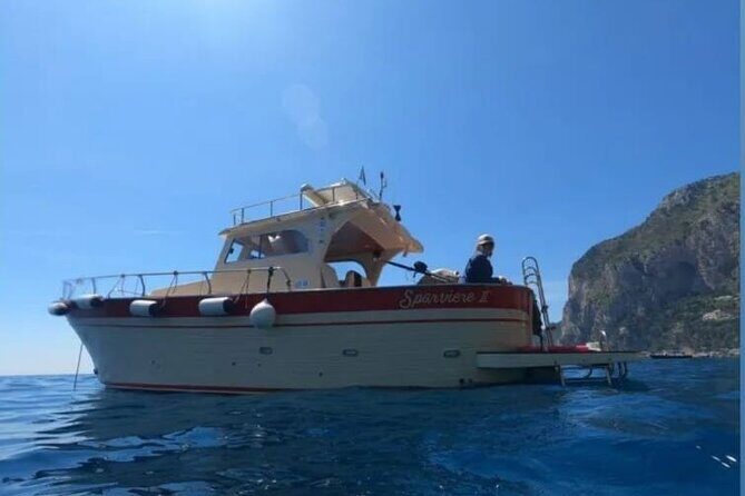 Shared capri tour ,swimming and visit of many caves - An In-Depth Look at the Experience
