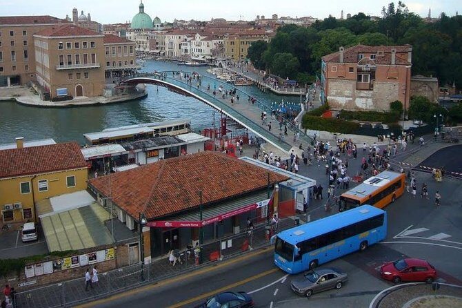 Shared Departure Transfer: Venice Hotels to Venice Train or Bus Station - Key Points