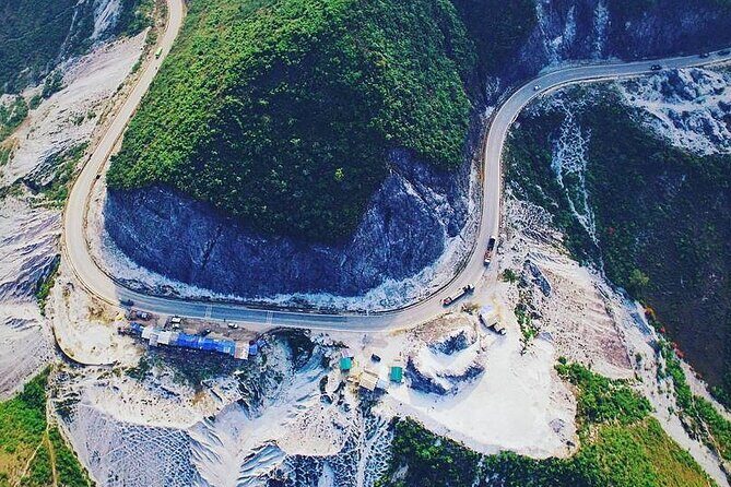 Shared Mai Chau Valley Bus and Hiking Experience - Immersive Activities: Cycling, Village Visits, and Local Cuisine