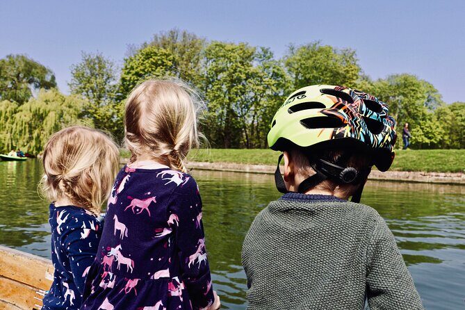 Shared Punt Tour - Cambridge - The Value of a Guided Punting Tour