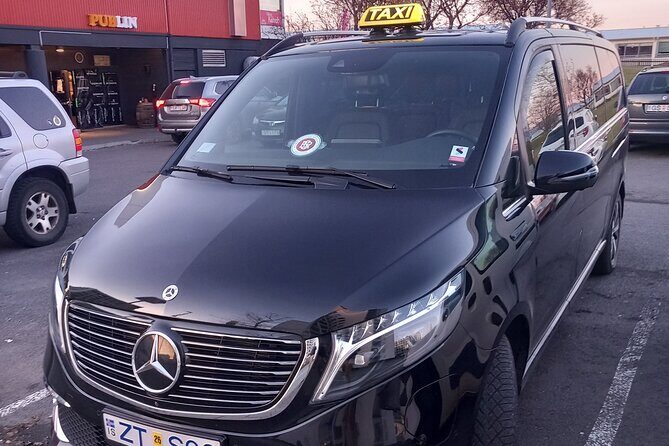 Shared Ride To Airport - From Your Hotel Without Changing Car - Final Thoughts: Who Should Consider This Service?