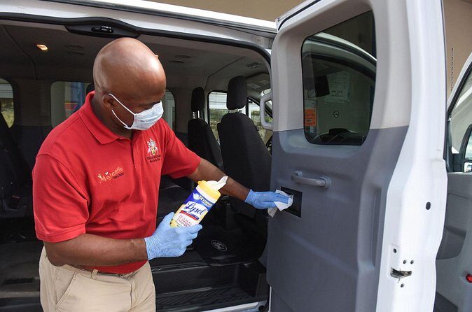 Shared Round Trip Transfer Providenciales Airport to Providenciales Hotels - What Travelers Say