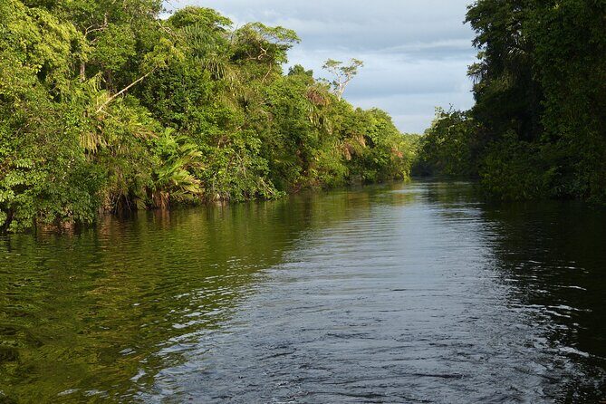 Shared Shuttle Arenal to Tortuguero - A detailed look at the shared shuttle from Arenal to Tortuguero