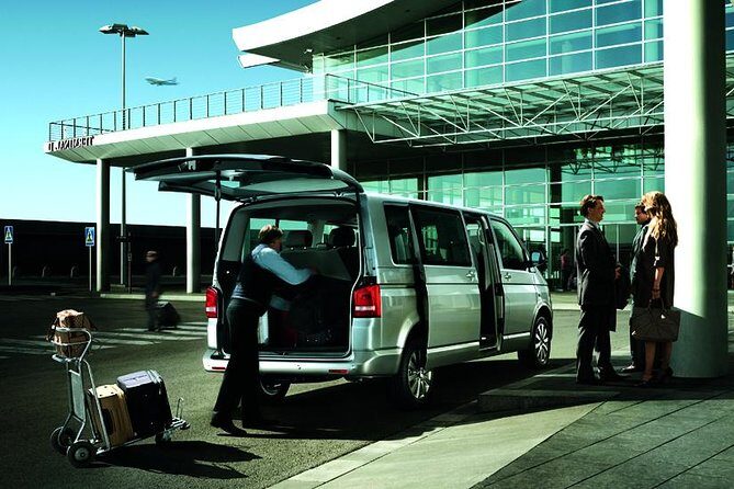 Shared Shuttle London Arrival Transfer - Airport to Hotel / Accommodation - Key Points