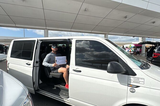 Shared Shuttle to Cancun Hotel Zone - An In-Depth Look at the Shared Shuttle Experience