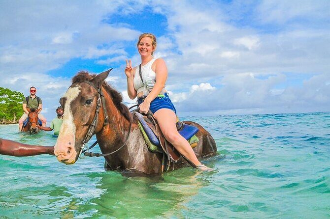 Shared Tour in Ocho Rios with Horseback Riding and Swimming - Exploring the Horseback Riding & Swimming Tour in Ocho Rios