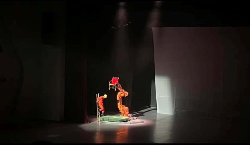 Shenzhen: Holographic Projection Show - Shenzhen: Holographic Projection Show — An In-Depth Review