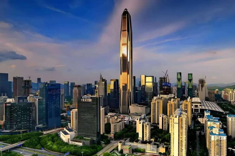 ShenZhen: Tallest Building with Luxury Meal on Highest Floor - Key Points
