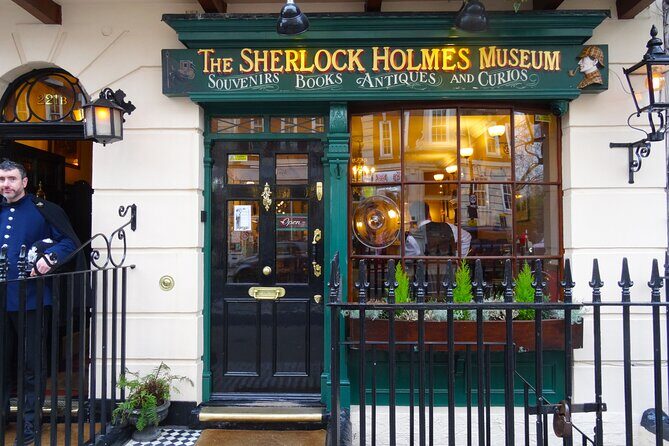 SHERLOCKTRAIL: Solve a Murder with Holmes (Self-Guided Walk) - Key Points