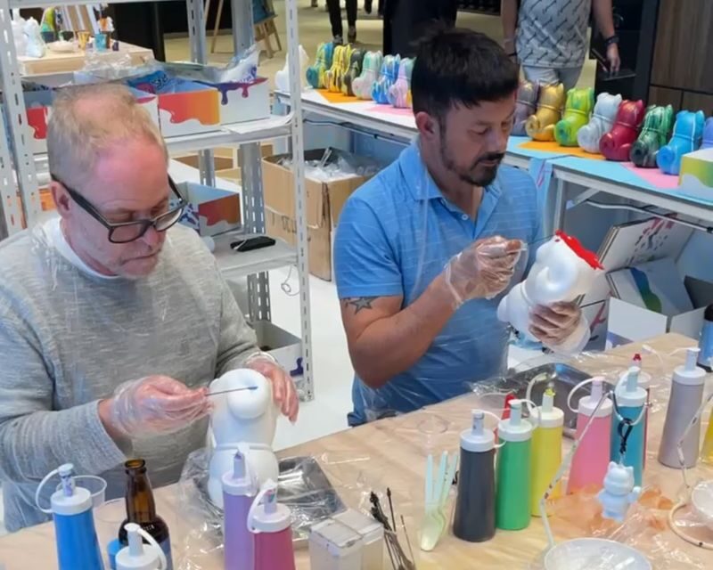Shibuya Exclusive: Paint Your Own Hachiko or Animal Figurine - Who will enjoy this workshop most