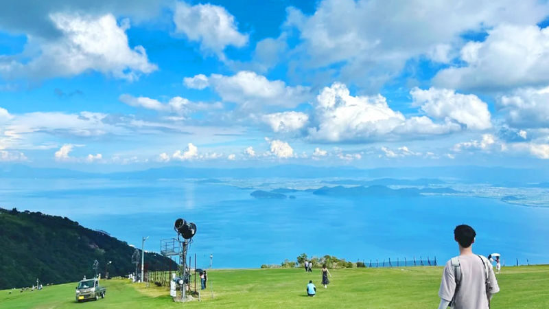 Shiga Lake Biwa Day Trip | Lake Biwa Observation Deck / Kyoto Sanzen-in Temple & Shirahige Shrine & La Collina Omihachiman - Sanzen-in is tied to a different version of the day