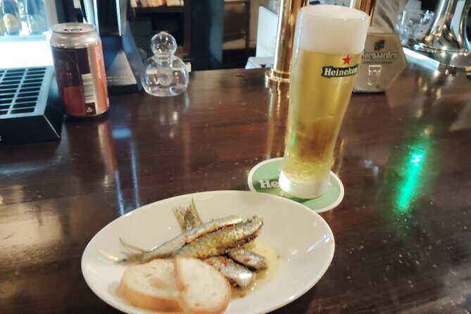 Shiga Nagahama Guided Bar Hopping Tour with Food and Drinks - Itinerary Breakdown: From Historic Streets to Modern Pubs