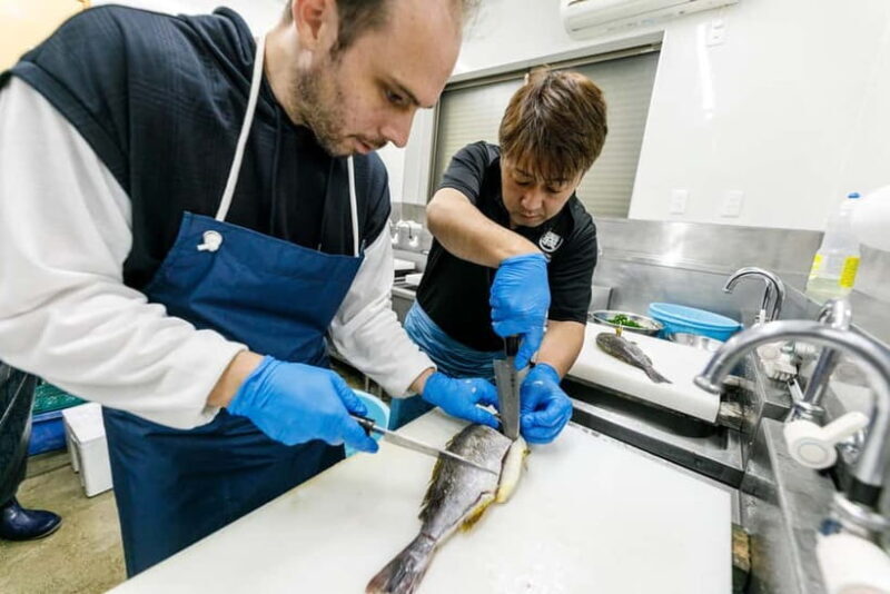 Shima: Standard Fish Shop Tour & Workshop - Key Points