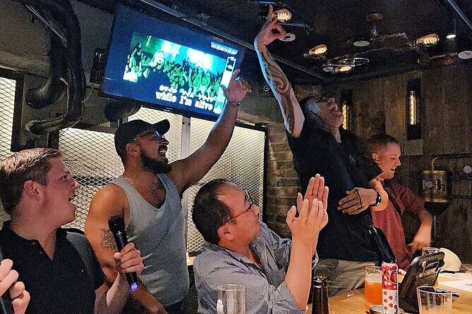 Shinjuku Kabukicho bar hopping & grab a bite tour w/Local Guide - What Travelers Say