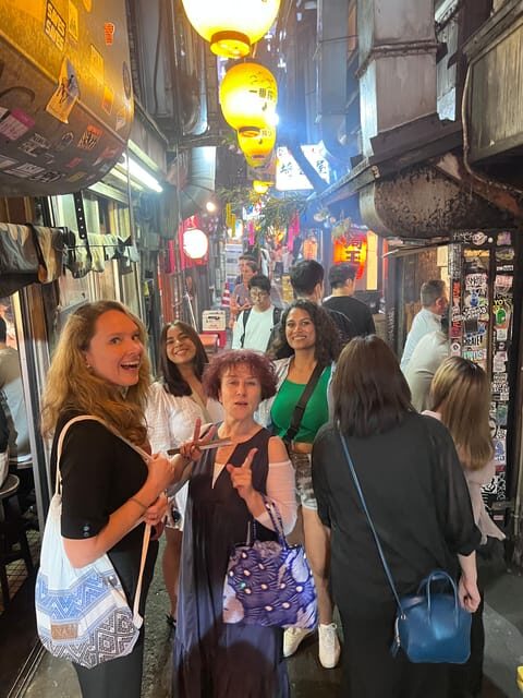 Shinjuku Kabukicho & Golden Gai Night Walking Tour - The Experience in Detail