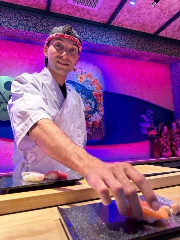 Shinsaibashi: SHIN NIPPON Artisan Sushi Making Course - A full meal after the making