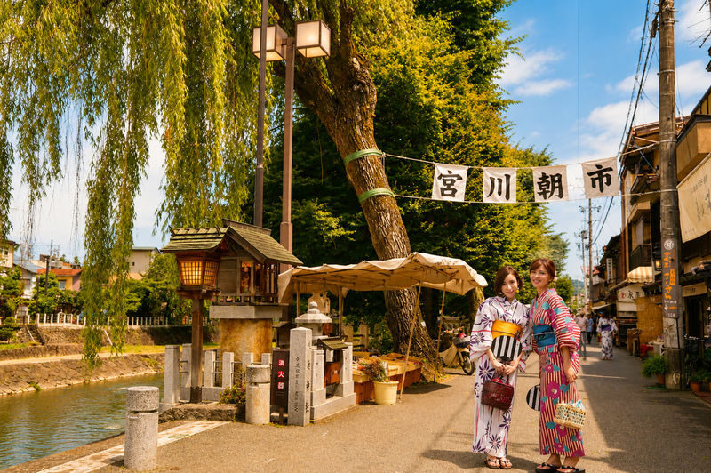 Shirakawa-go & Takayama Old Town Day Tour (Optional Hida Beef Lunch) - Shirakawa-go is the day’s great visual payoff