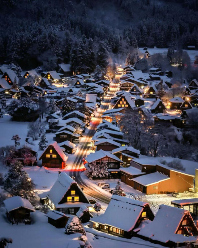 Shirakawa-go Winter Illumination & Takayama Old Town Tour - How much free time should you expect?
