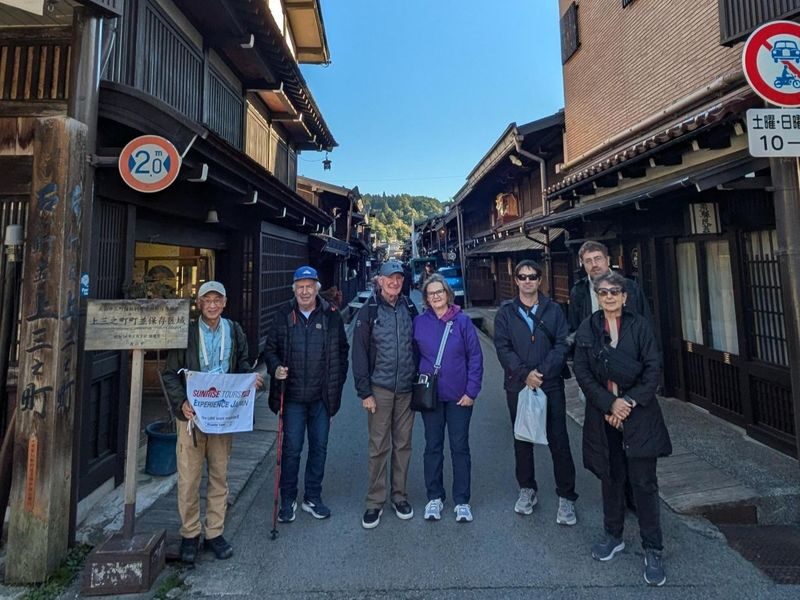 Shirakawago & Takayama Full Day Tour from Kanazawa - Should you book it?