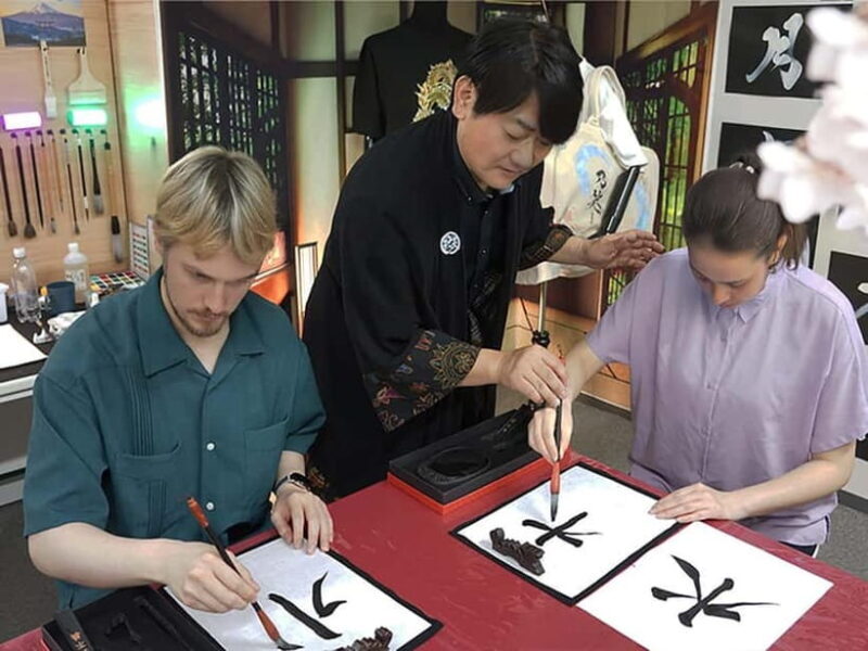 Shonan: Learn Calligraphy from Last Master of Hisseki-jutsu - A Closer Look at the Calligraphy Experience in Shonan