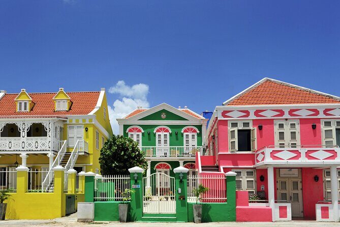 Shop and Beach Guided Tour in Curacao City - The Sum Up