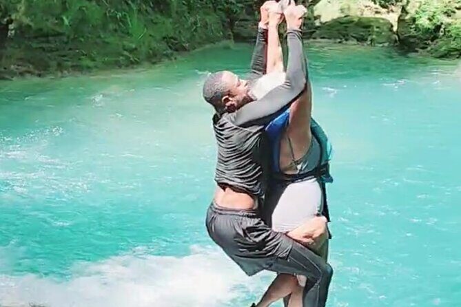 Shopping, Bluehole, Secret Falls and Dunns River from Montego Bay - FAQs