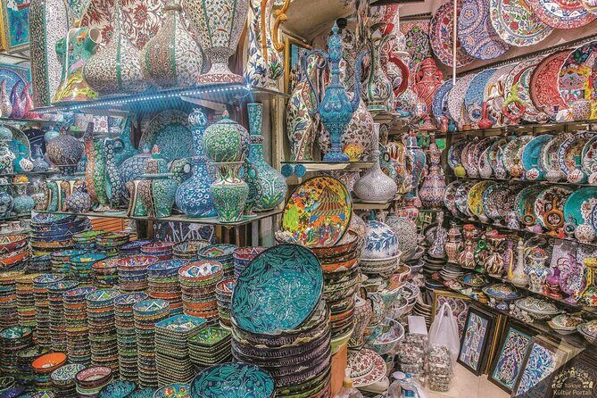 Shopping tours in Istanbul Bazaars - In-Depth Look at the Istanbul Bazaar Shopping Tour