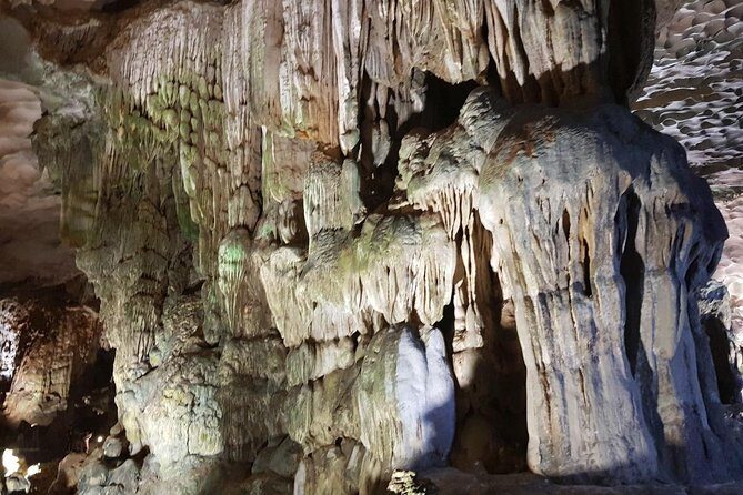 Shore Excursion: Amazing Day Cruise at Ha Long Bay - Key Points