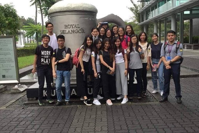 Shore Excursion: Batu Caves And Kuala Lumpur City Tour - Cultural and Artistic Stops: Batik & Pewter