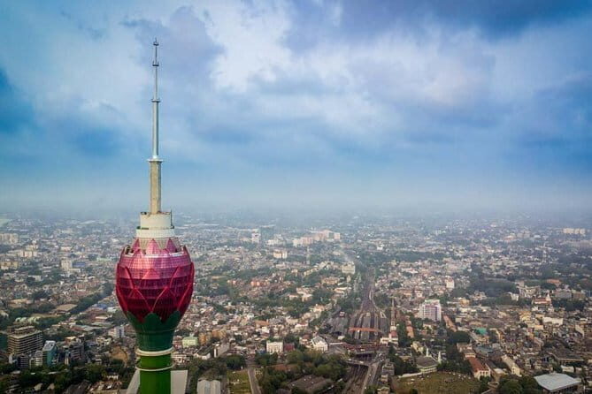 Shore Excursion Colombo Port To Colombo City Tour for 4 to 6 People - Key Points