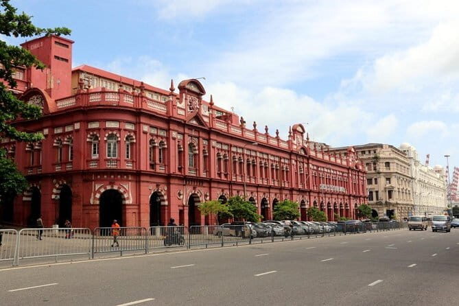 Shore Excursion Colombo Port To Colombo City Tour for 4 to 6 People - FAQs