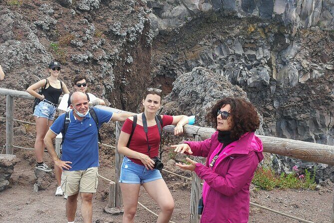Shore excursion Vesuvius and Pompeii site. - FAQ