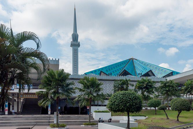 Shore Excursions from Port Klang Terminal - The Complete Experience: A Balanced Look