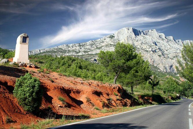 Short Day Tour around Aix en Provence and Wine Tasting - A Quick Look at the Tour