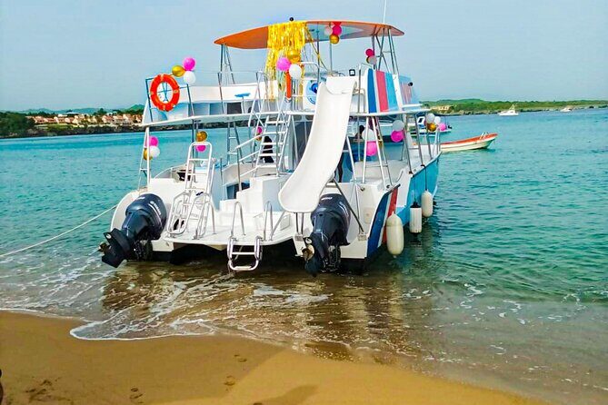 Short Excursion 4-Hour Party Catamaran and Snorkeling - FAQ