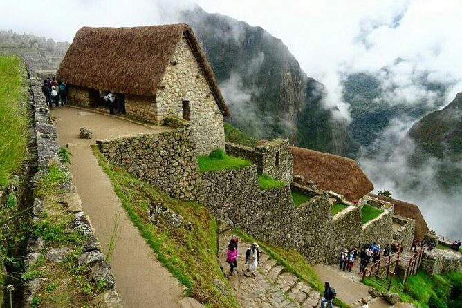 Short Inca Trail To Machu Picchu 2 Days and 1 Night - Key Points