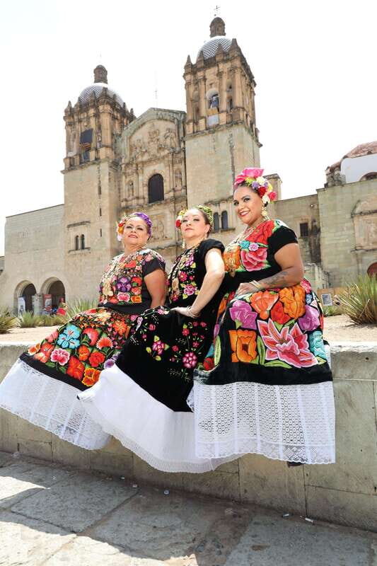 Show off your beauty wearing a typical Oaxacan costume + photo session - Is It Worth the Price?