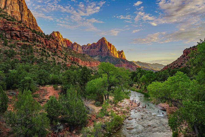 Shuttle between Las Vegas, Bryce Canyon, Zion National Park and St George - Is This Tour Right for You?